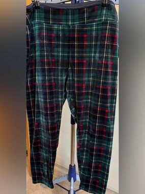 Cuddl Duds Green & Red Plaid Lounge Leggings